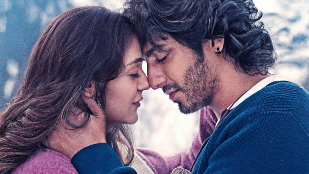 Saiyaara movie review : आहान पांडे और अनीत पड्डा की डेब्यू फिल्म एक दिलचस्प रोमांटिक ड्रामा है।