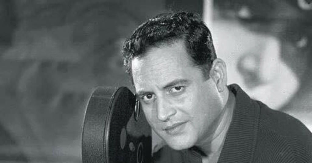Guru Dutt की 100वीं जयंती पर जानिए उनके जीवन की अनकही कहानियाँ, फिल्मी करियर, संघर्ष, और आज भी उनकी फिल्मों की प्रासंगिकता।